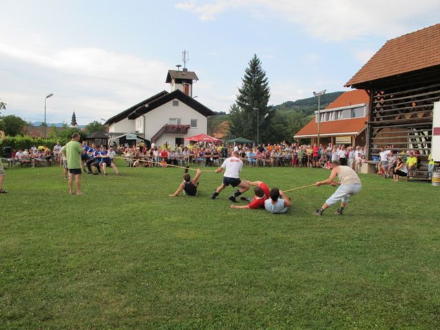 Vaške igre 2010-Šmartno ob Paki - foto