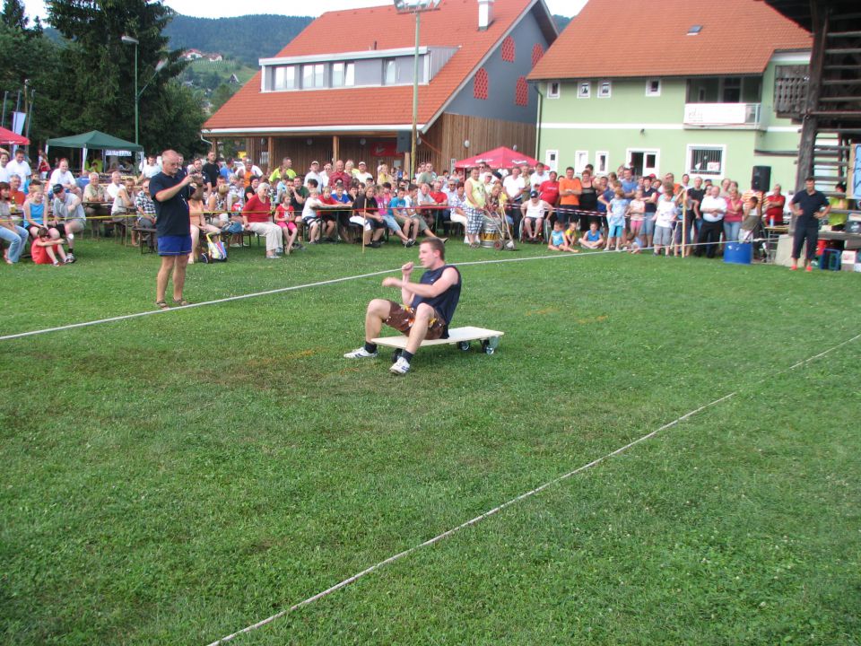 Vaške igre 2011 - Šmartno ob Paki - foto povečava