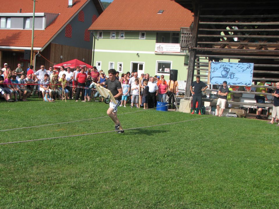 Vaške igre 2011 - Šmartno ob Paki - foto povečava