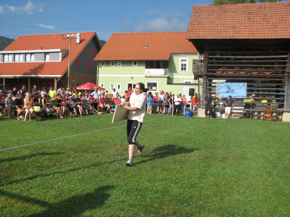 Vaške igre 2011 - Šmartno ob Paki - foto povečava