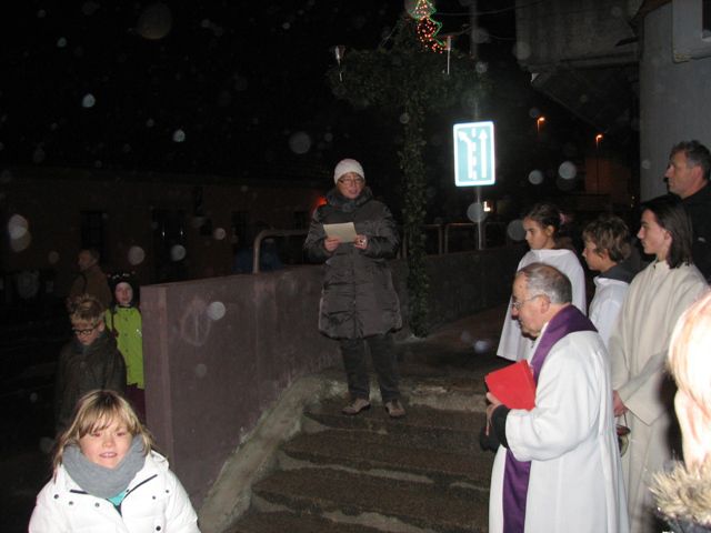 PRIŠEL JE MED NAS PRELEPI ADVENTNI ČAS - foto povečava