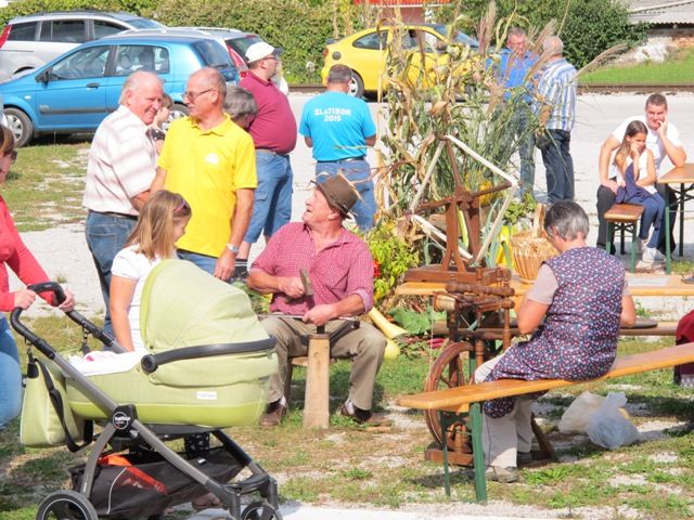 BUČNI POZDRAV JESENI 2016 - foto povečava