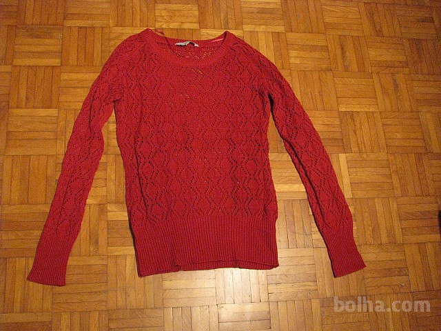Rdeč pulover M 5€ - foto povečava