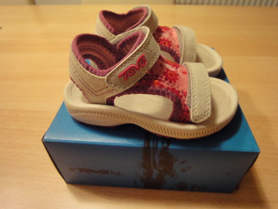 Prodano/podarjeno - foto povečava