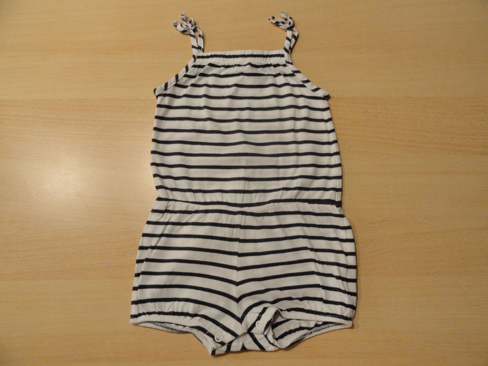 hm pajac št. 74   3 €