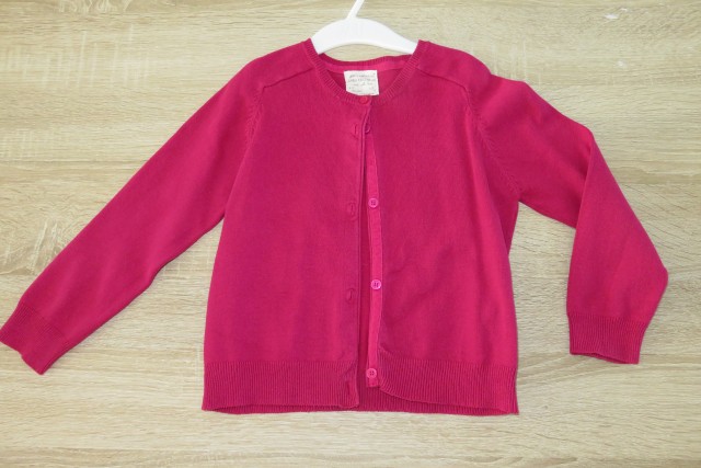Zara jopica št. 110 4 €