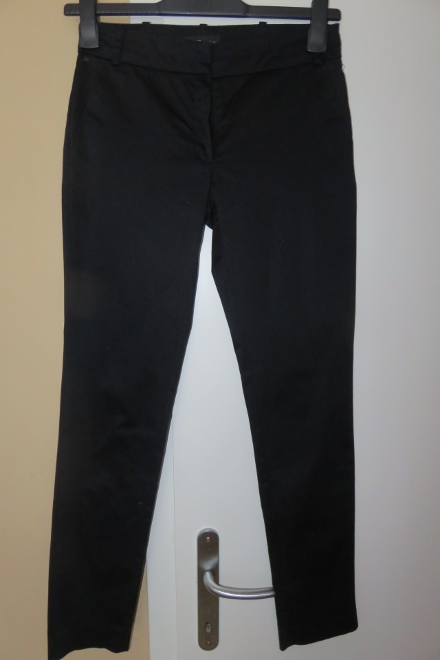 mango hlače št. 34 6 €