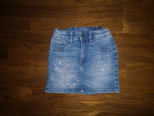 Hm jeans krilce št. 116 4 €