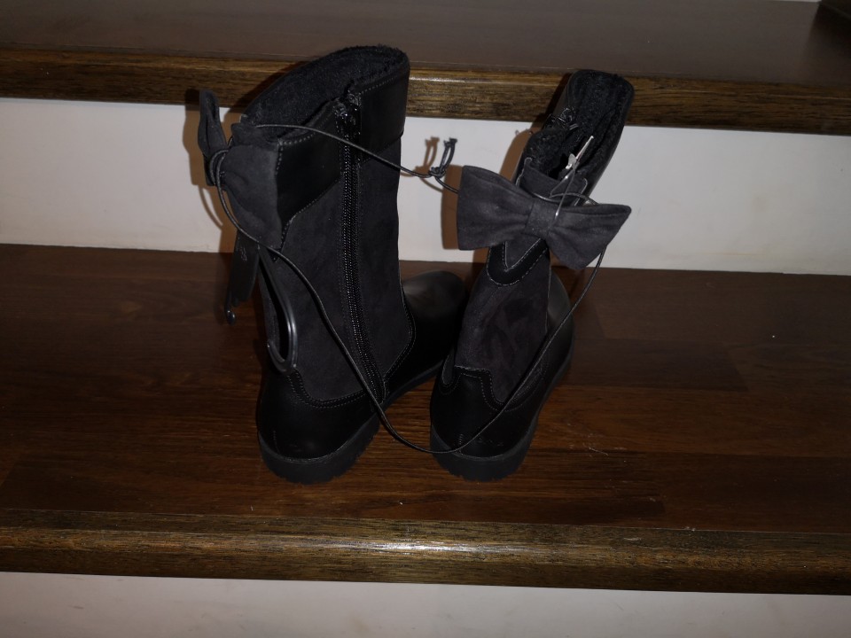 Prodano/podarjeno - foto povečava