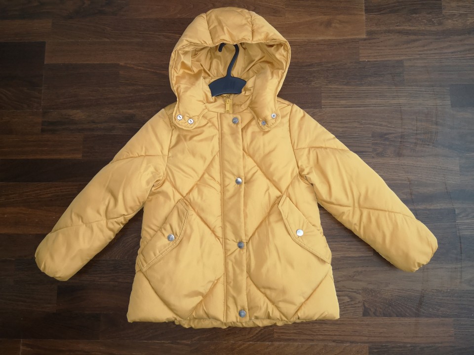 zara bundica št. 128 14 €