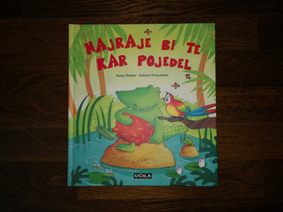 Najraje bi te kar pojedel 5 €