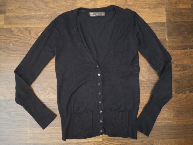 Zara jopica št. S (ustreza XS) 3 €