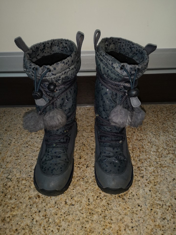 Prodano/podarjeno - foto povečava