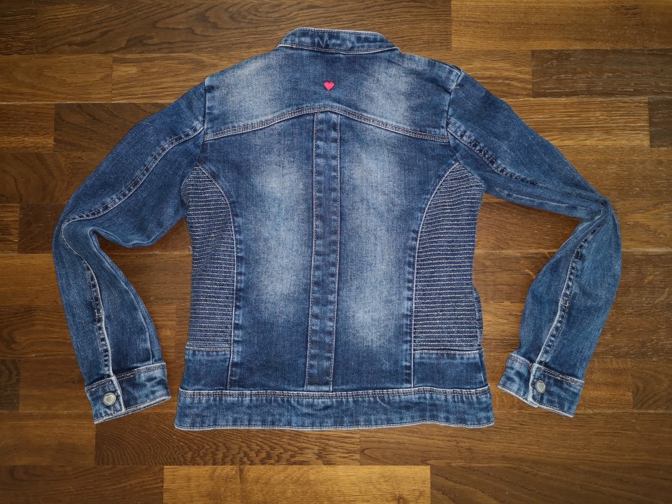 Prodano/podarjeno - foto povečava