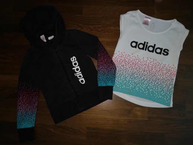 Adidas komplet jopica in majčke št. 128 12 €