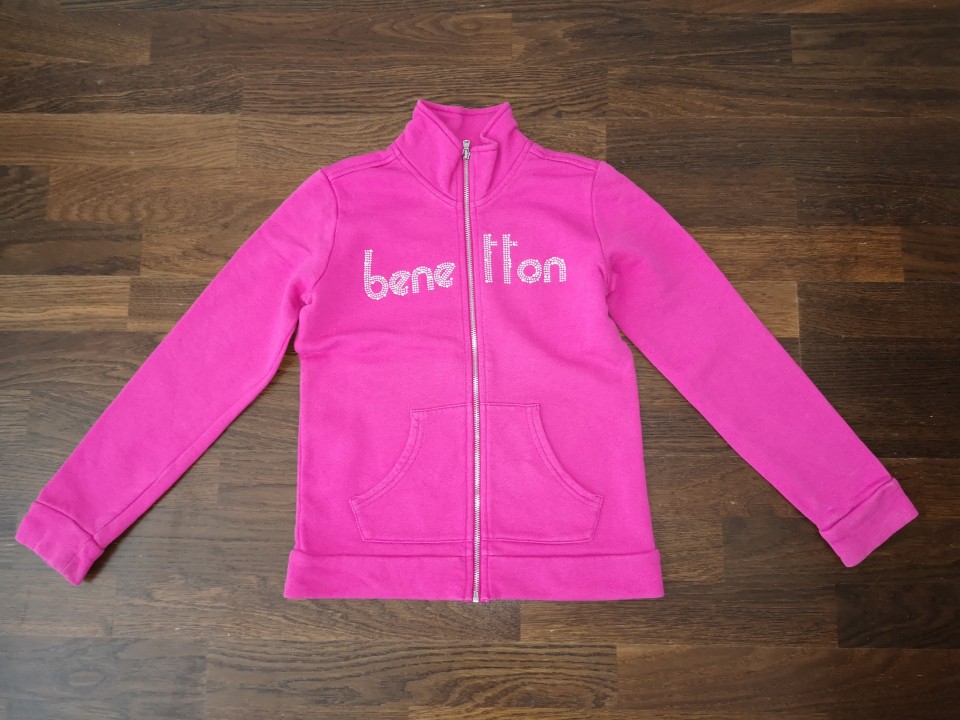 benetton jopica št. M (130 cm) 7 €