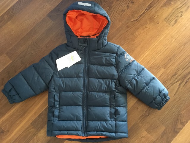 Hm bundica št. 104 za fantka 17 €