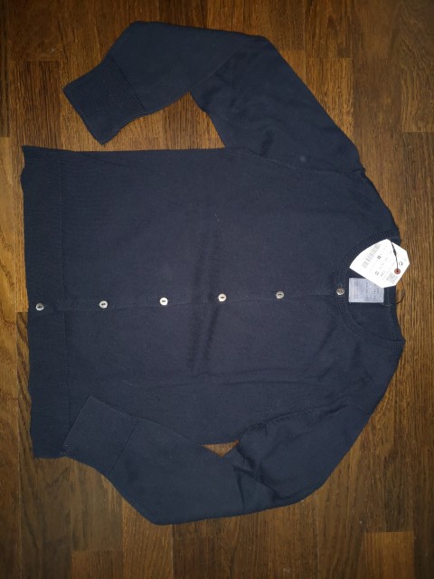 Zara jopica št. 134 6 €
