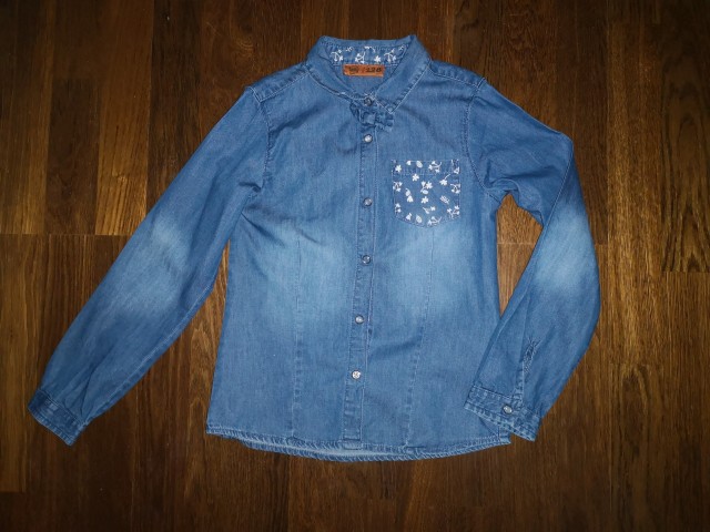 Cool club jeans srajčka št. 128 5 €