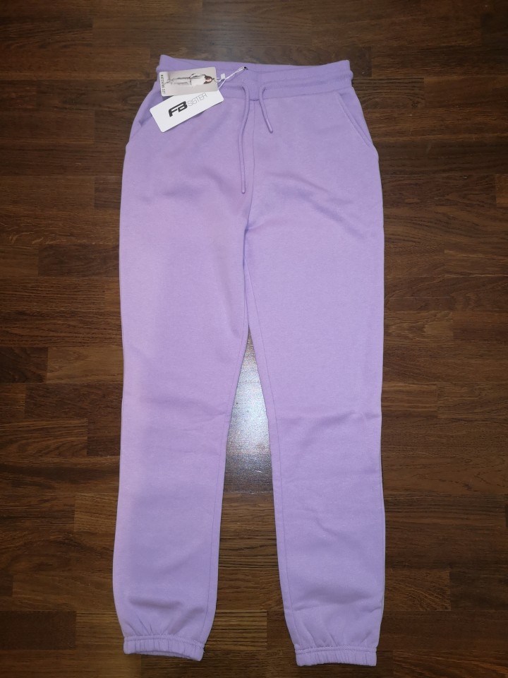 fb sister (new yorker) trenirka št. S  6 €