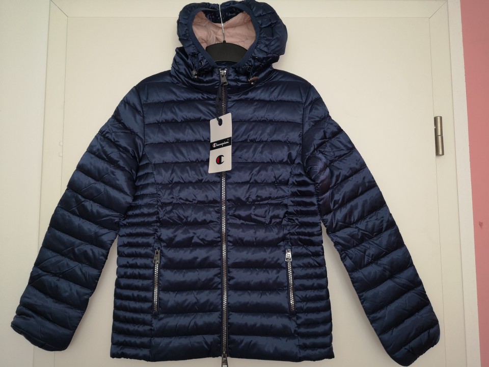 champion prehodna dekliška bundica št. 152  27 €
