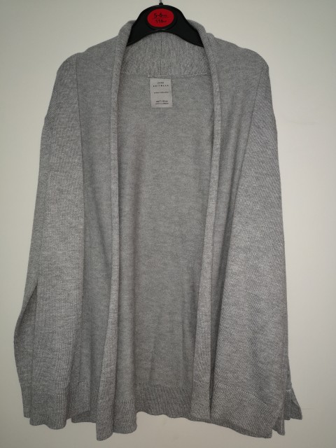 Zara jopica št. 122 (lahko še 128)  4 €