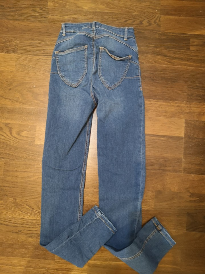 Prodano/podarjeno - foto povečava