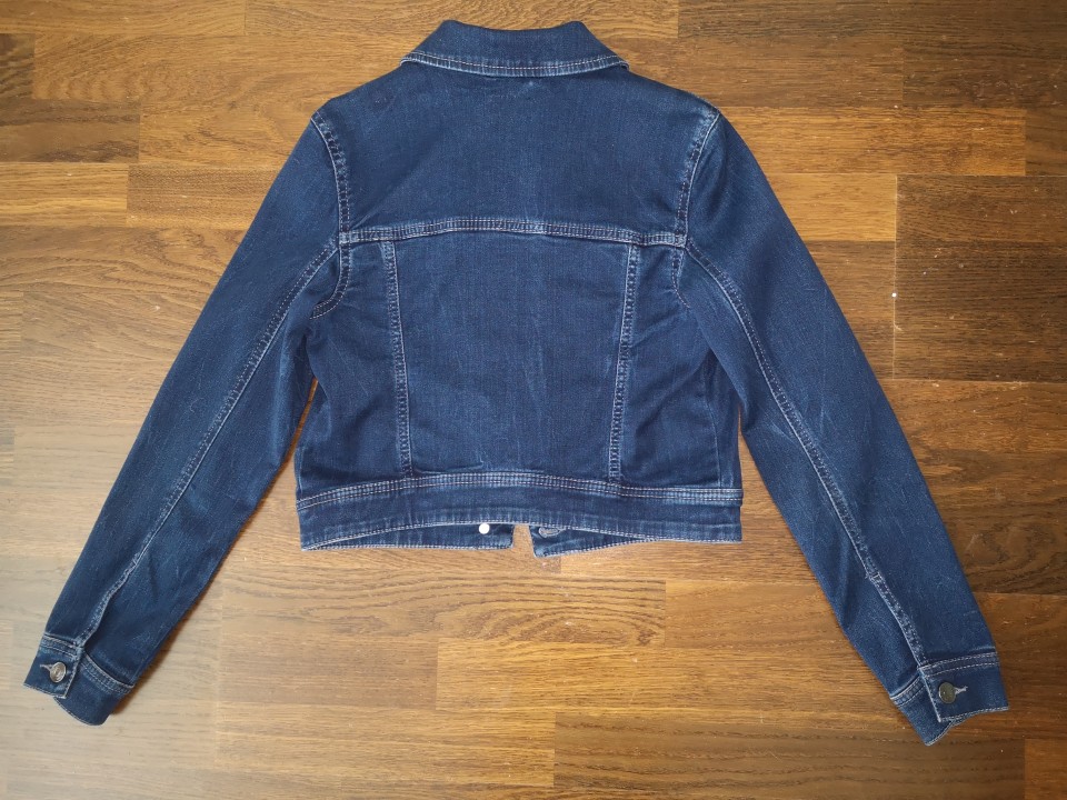 Prodano/podarjeno - foto povečava