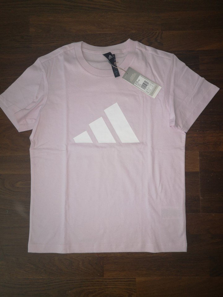 adidas majčka št. 2XS  (158-164 cm)   12€
