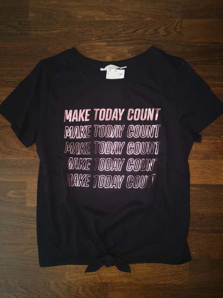 hm majčka št. 158-164  4 €