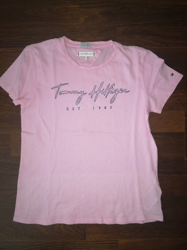 tommy hilfiger majčka št. 152  6 €