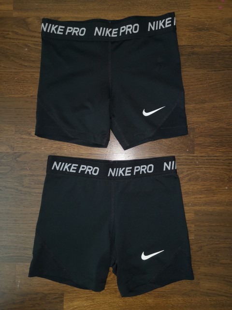 Nike pro kr. legice št. 140-146  6 € kos