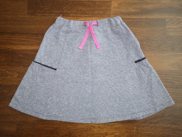 S oliver toplo krilo št. 128 (tudi za 134)  4 €