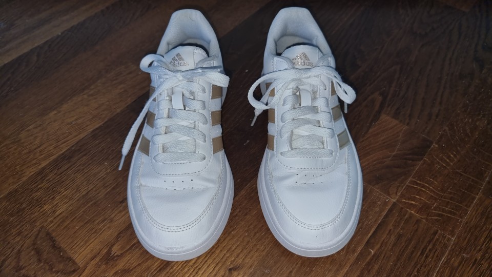 Prodano/podarjeno - foto povečava