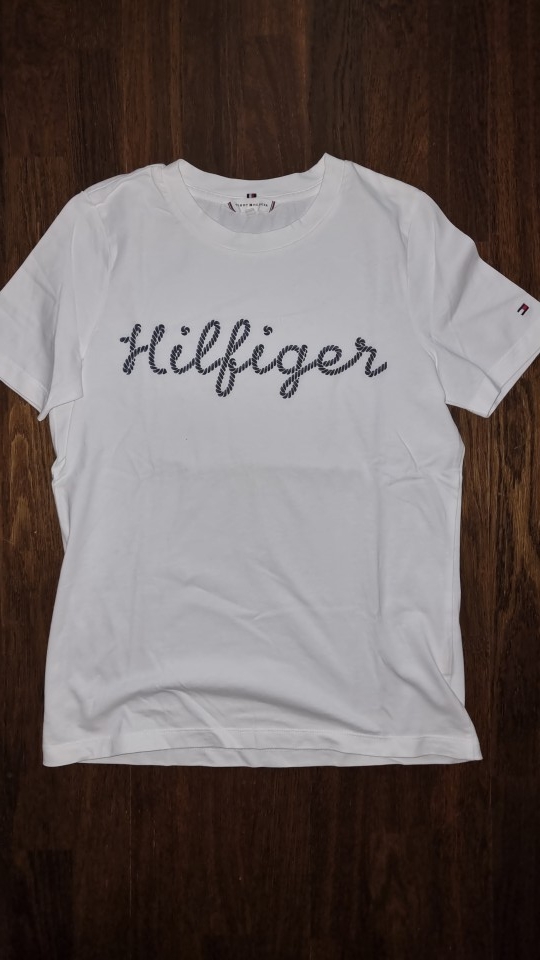 tommy hilfiger majčka št. XS  8 €