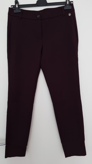 S oliver hlače št. 34  7 €