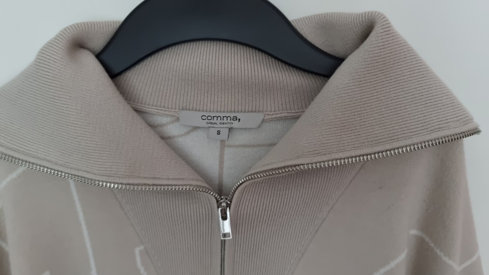 Prodano/podarjeno - foto povečava