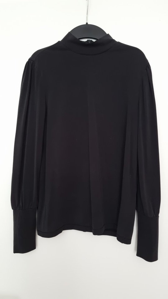 s oliver bluza št. 34  6 €