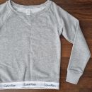 calvin klein pulover št. XS  14 €