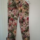 zara hlače št. S 10 €