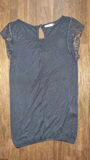 Only majčka št. XS  5 €
