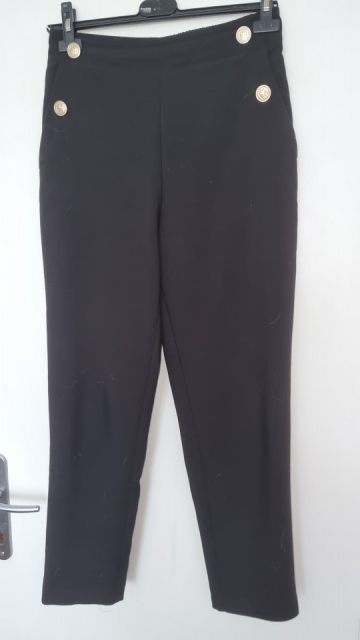 Zara hlače št. S  10 €