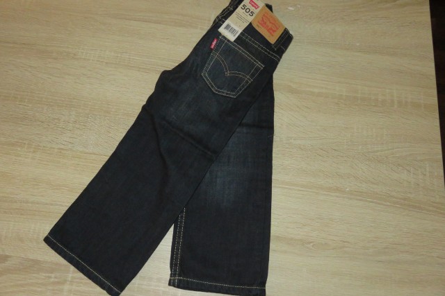 Levis 505 kavbojkice 3 leta 14 € s ptt