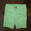 benetton kr. hlačke št. S (120 cm) 5 €