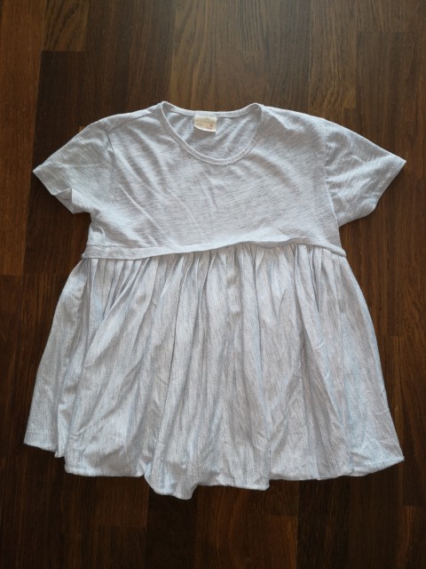 Zara kratka tunika št. 128 3 €