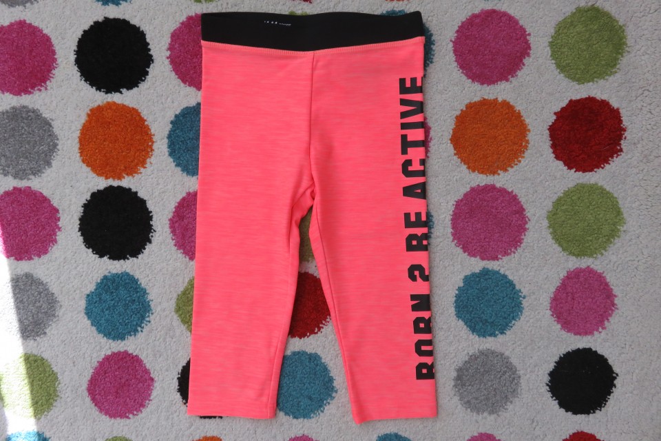 hm sport legice št. 98-104 (lahko do 110) 4 €