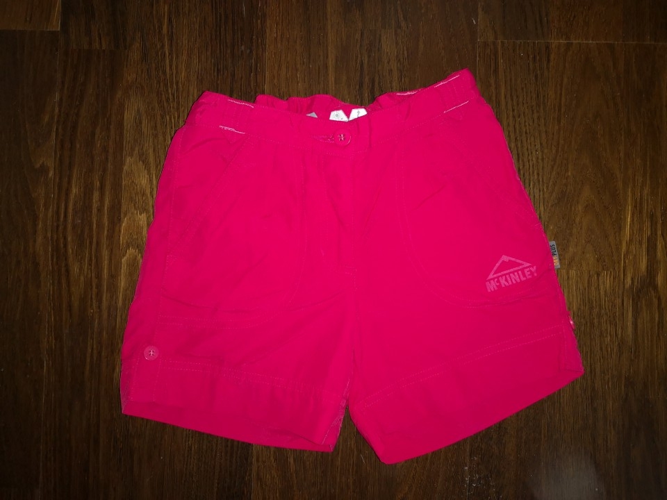 mckinley kr. hlačke št. 104 (večje, za 110-116) 5 €