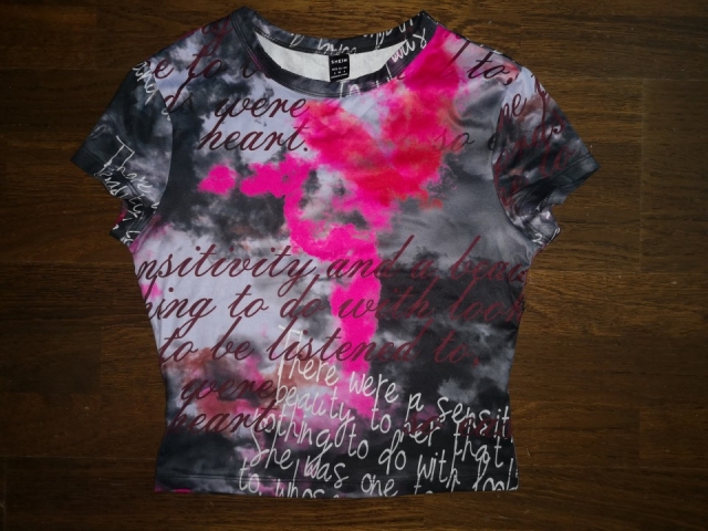Shein športna crop majčka št. 158  2 €