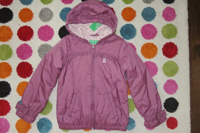 Benetton prehodna jaknica št. XS (4-5 let) 15 €