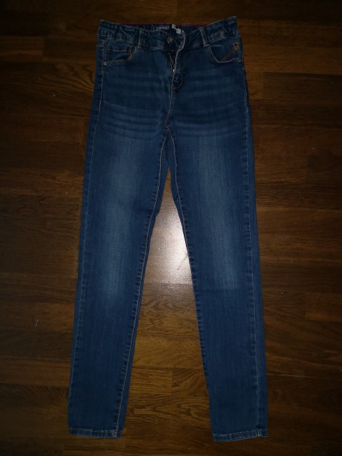 Okaidi skinny jeans št. 152  5 €